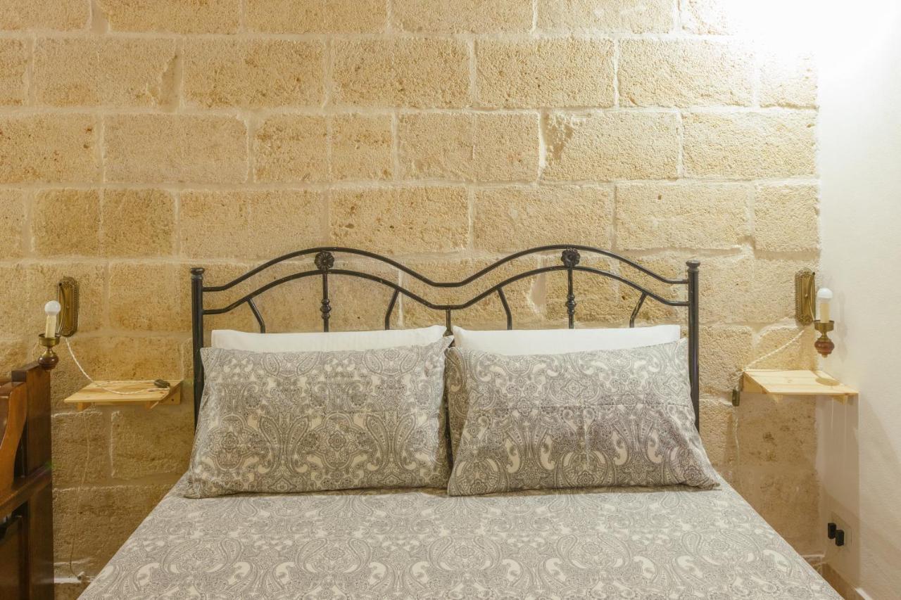 Casolare Lodedo Aparthotel Ceglie Messapica Buitenkant foto