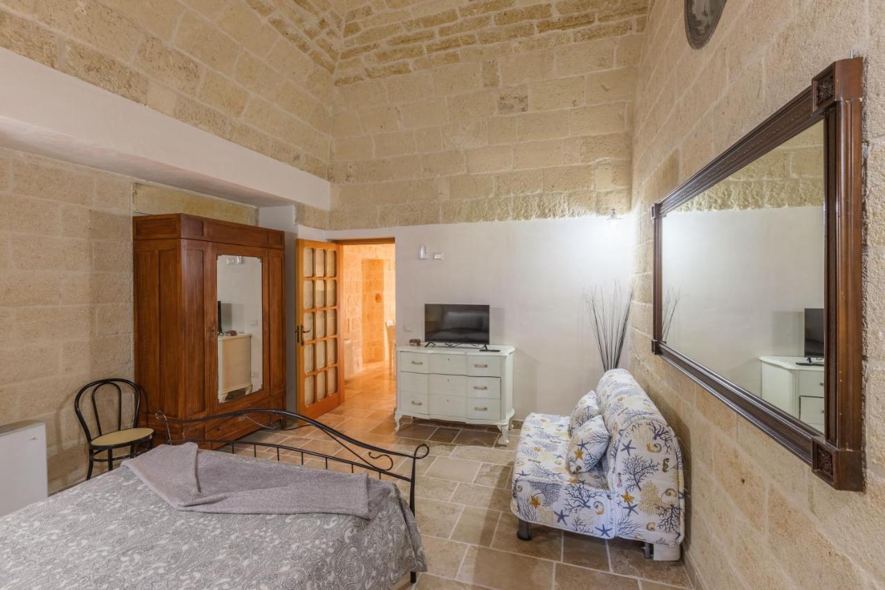 Casolare Lodedo Aparthotel Ceglie Messapica Buitenkant foto