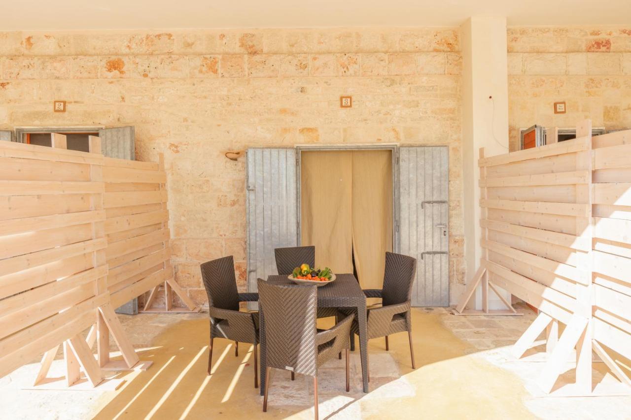 Casolare Lodedo Aparthotel Ceglie Messapica Buitenkant foto