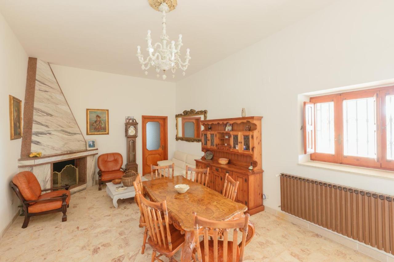 Casolare Lodedo Aparthotel Ceglie Messapica Buitenkant foto