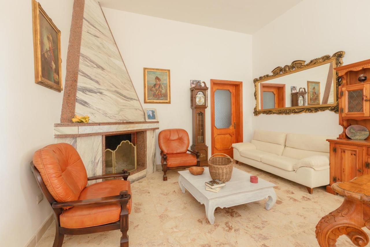 Casolare Lodedo Aparthotel Ceglie Messapica Buitenkant foto