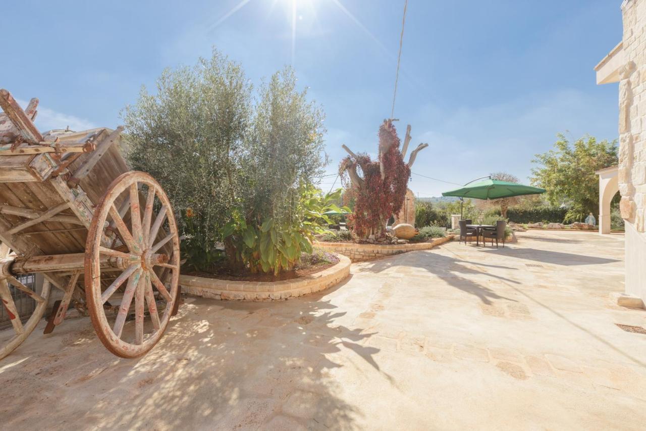 Casolare Lodedo Aparthotel Ceglie Messapica Buitenkant foto